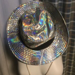 🔮Holo bucket hat🔮